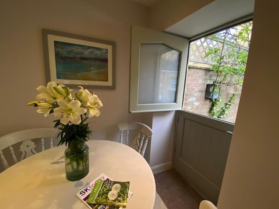 The Granary, Lovely Townhouse In Central Stamford Eksteriør billede